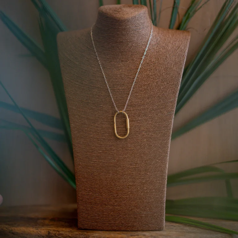 Catena in argento con moschettone in ottone