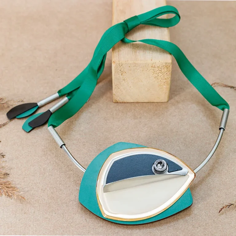 Collana Horus