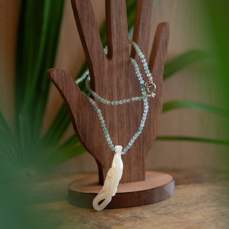 Collana Jacaré in Madreperla