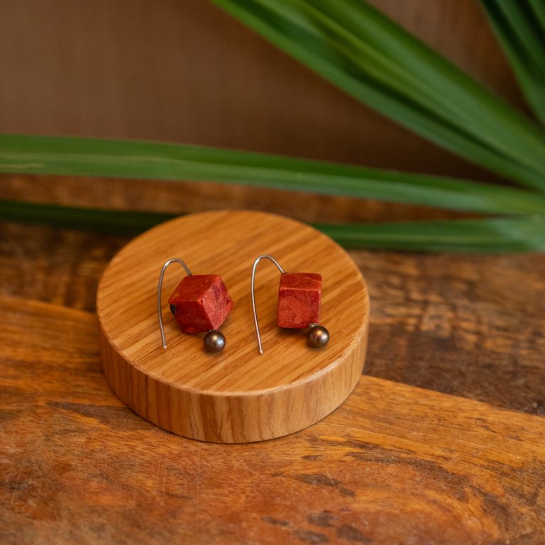 Orecchini Cubo in resina